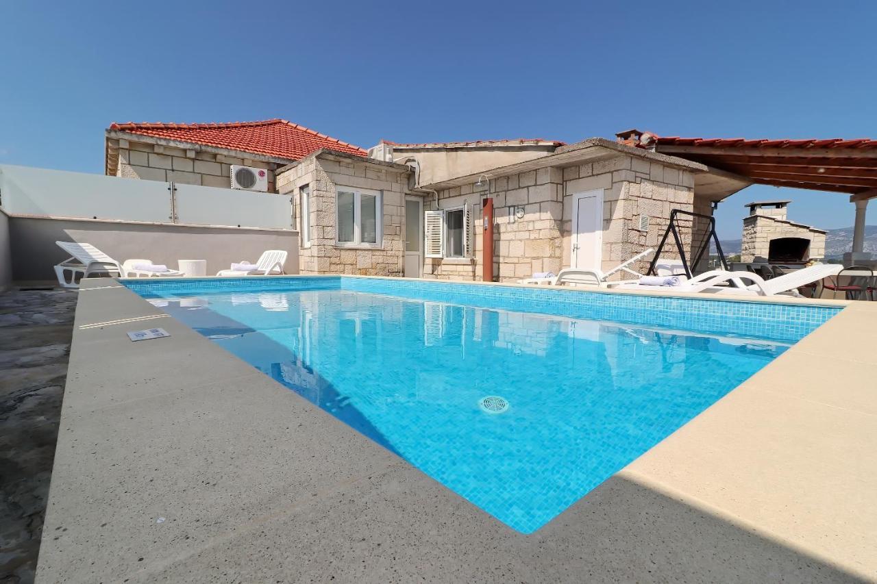 Villa Ivana Zrnovo ภายนอก รูปภาพ